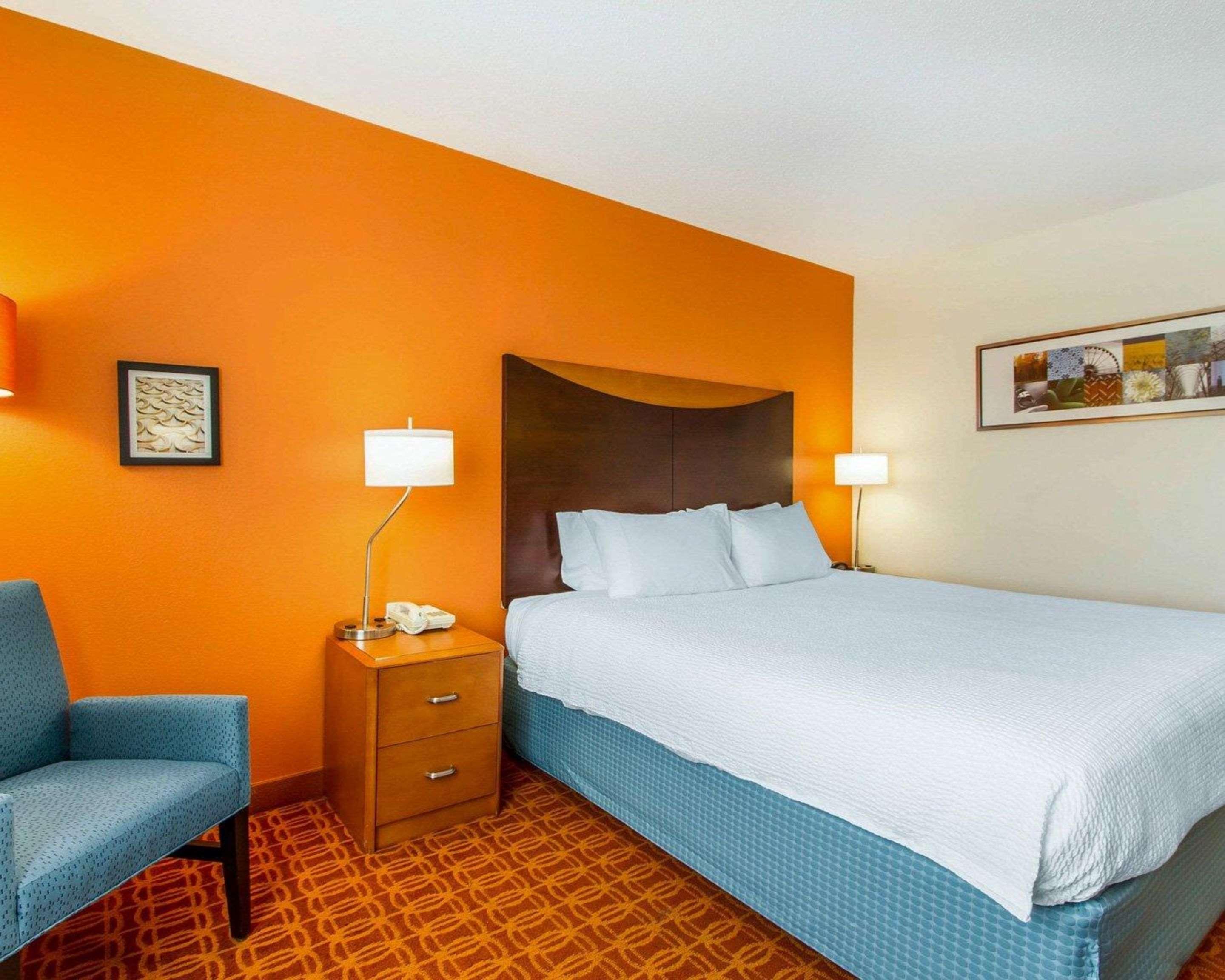 Quality Inn & Suites Keokuk North Zewnętrze zdjęcie