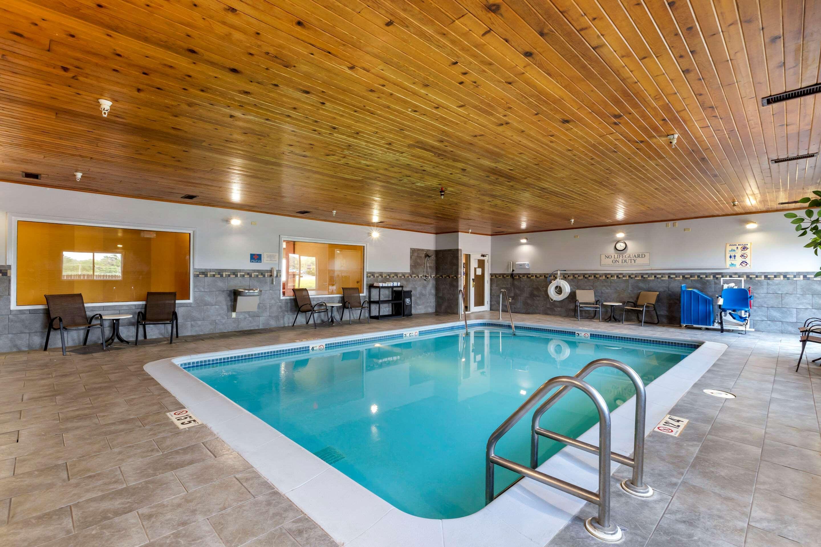 Quality Inn & Suites Keokuk North Zewnętrze zdjęcie