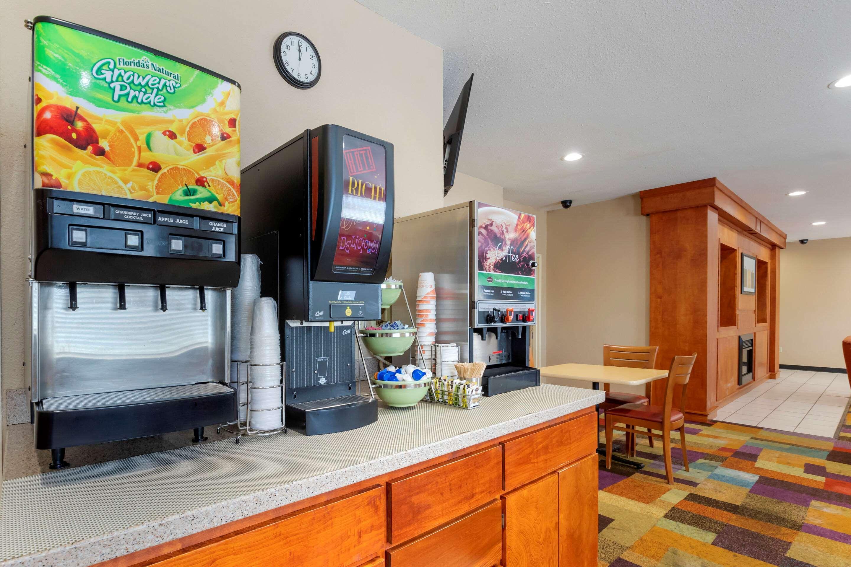 Quality Inn & Suites Keokuk North Zewnętrze zdjęcie