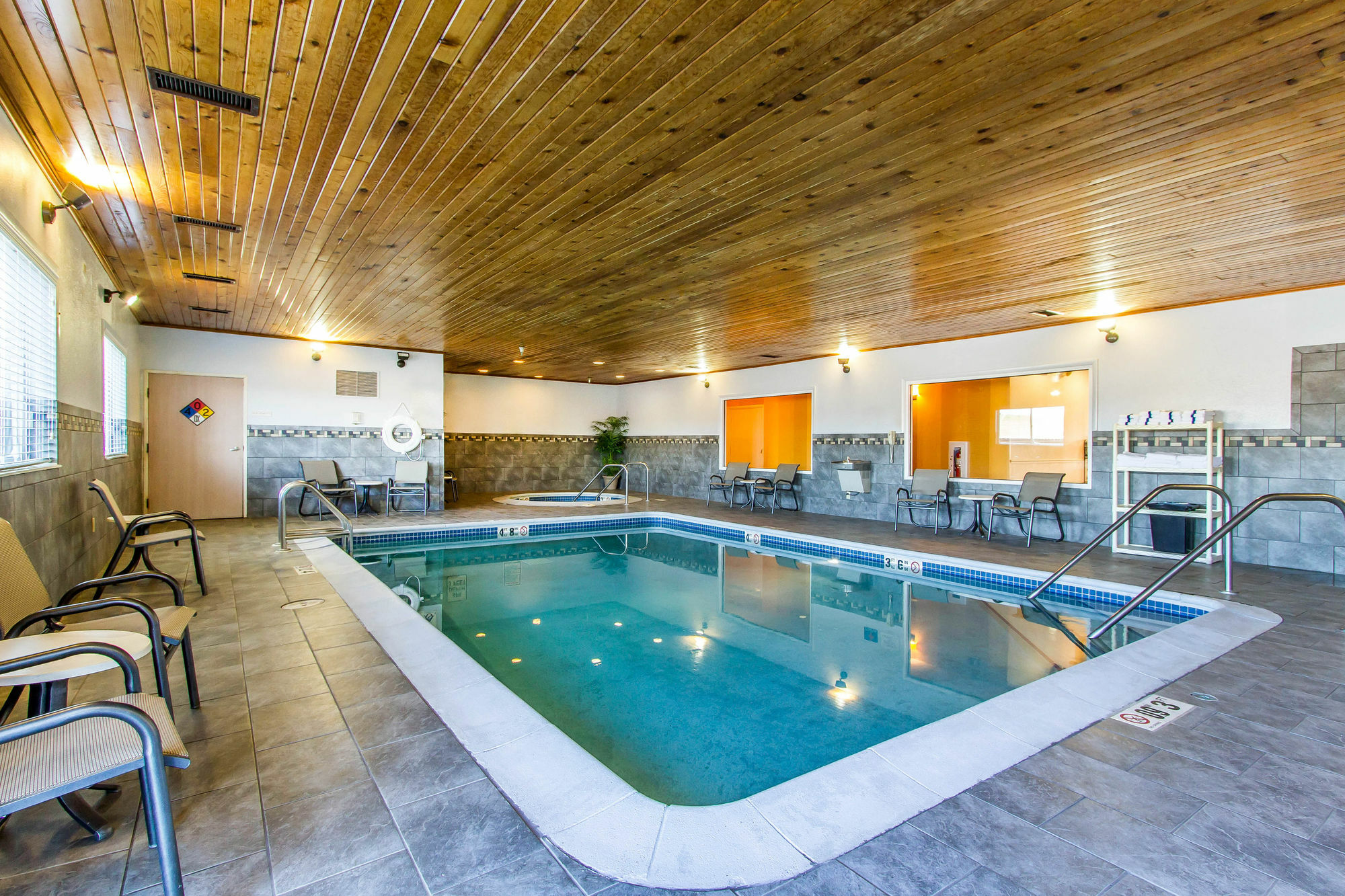 Quality Inn & Suites Keokuk North Zewnętrze zdjęcie